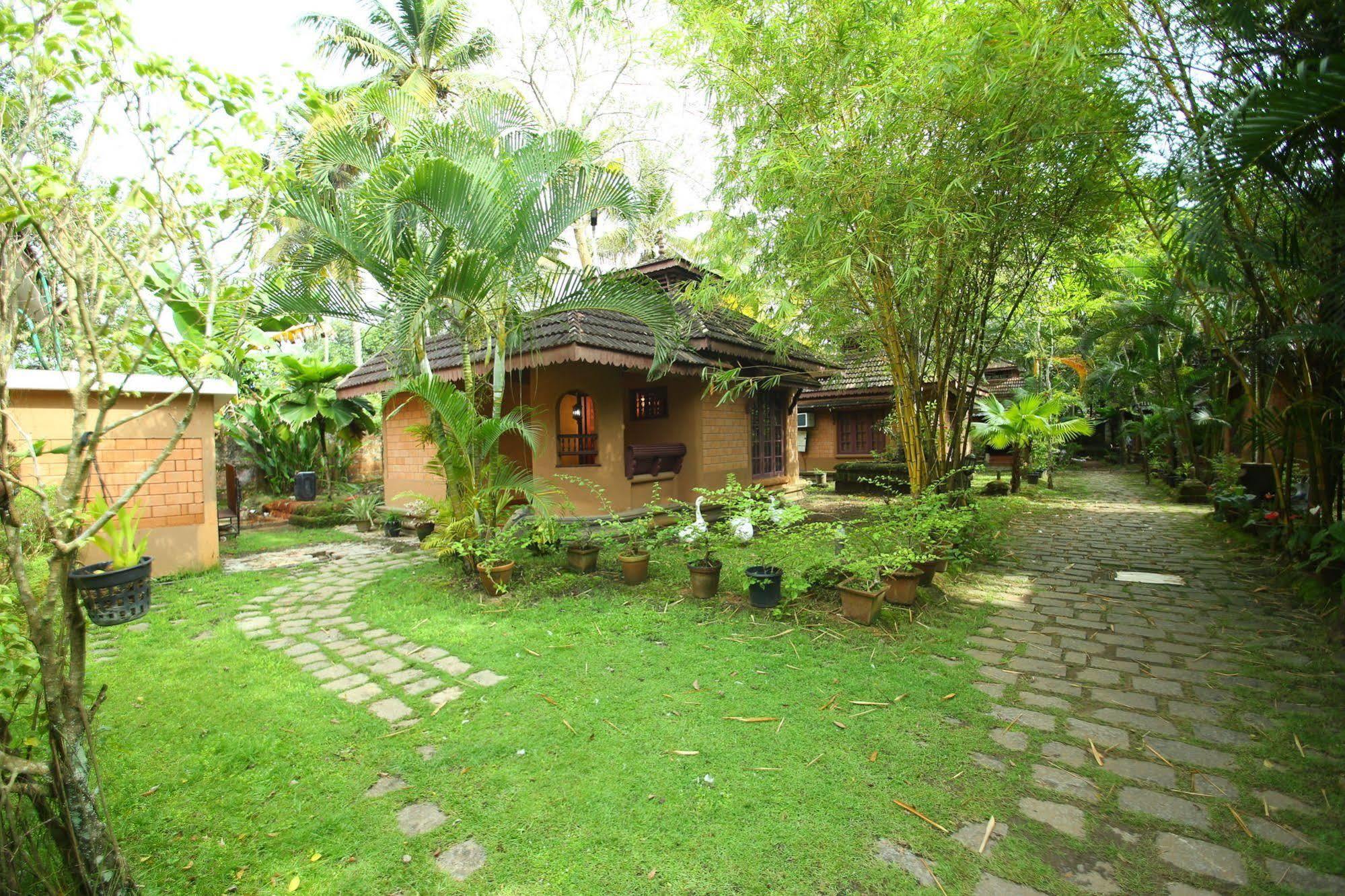 Pagoda Resorts Alappuzha Eksteriør bilde